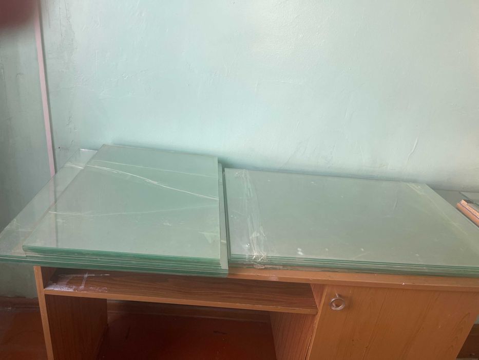 стекло толщина 4мм