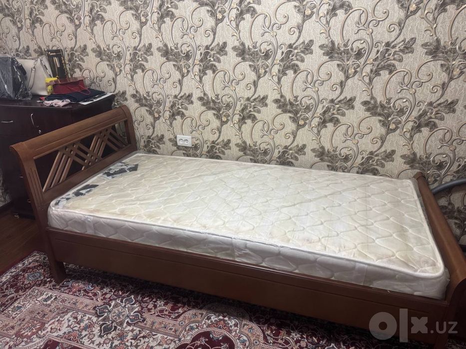 Кровать 1 спалка состояния идеальное