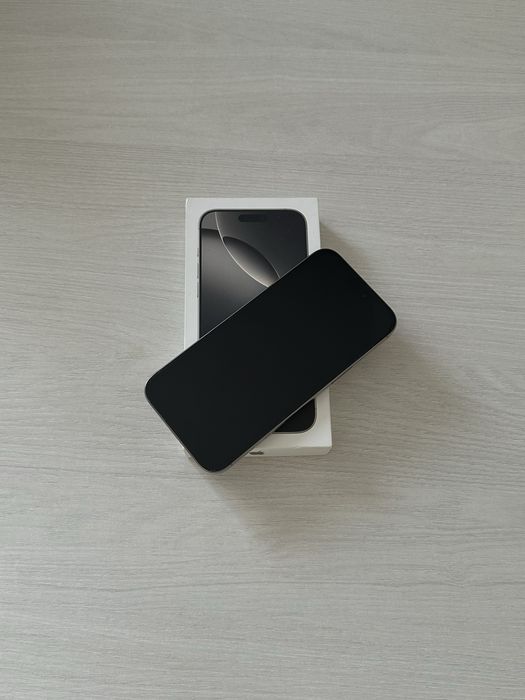 IPhone 16 Pro Max 256GB Серебристый цвет