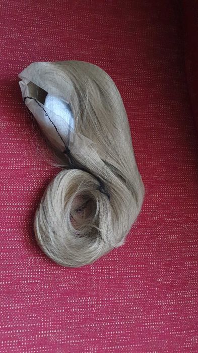 Perucă lungă dreaptă- Blond cenușiu 65 cm -NR .9