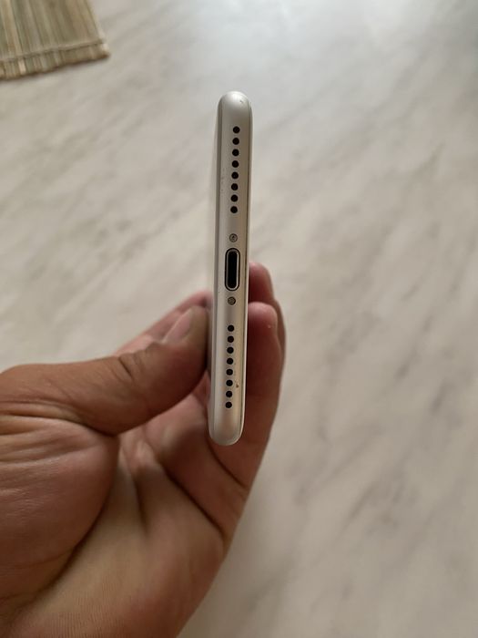 Айфон 7+ в сером цвете идальное состояние