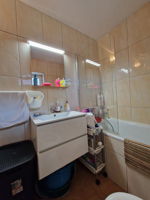 Vând-schimb casă solida din caramida+600 m2 grădină