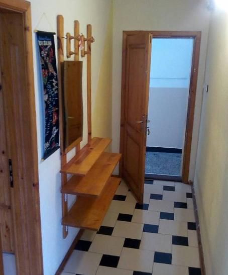 Дава се под наем Двустаен апартамент в Бургас, Лазур - 70 кв.м за 357 € - Снимка #1