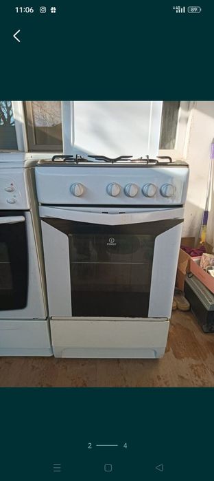 Продам газ плиту