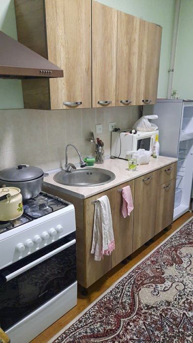 Туй тепа Нурафшонда 3 хонали Уй ижарага берилади