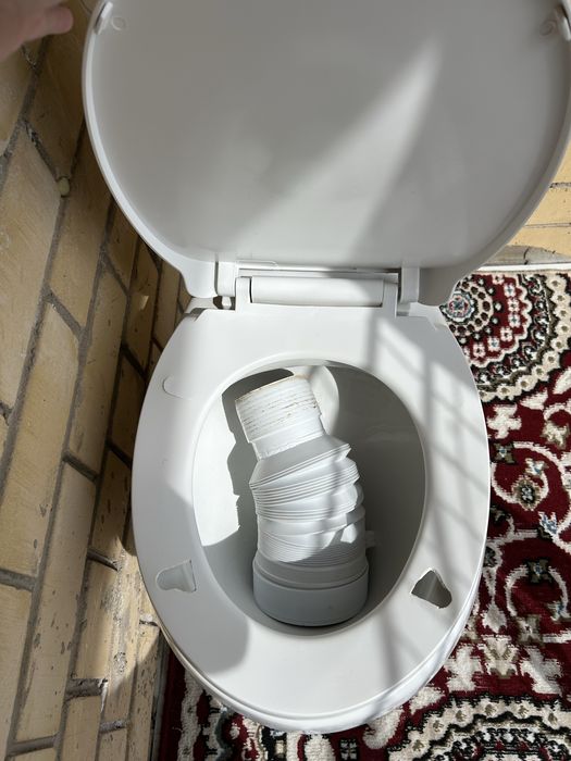 Продам унитаз, рабочий