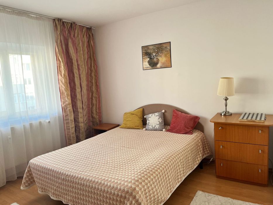 Vand Apartament 2 camere