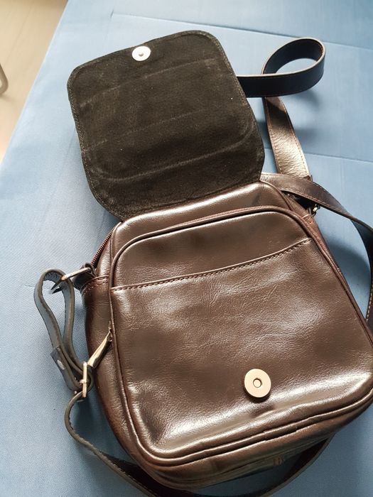 Borseta noua din piele naturala