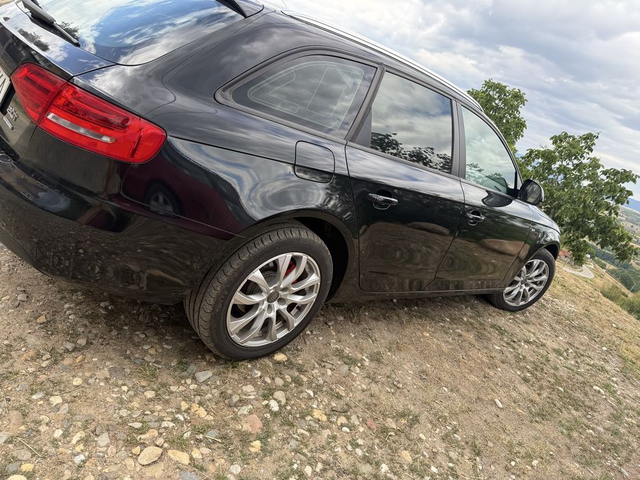 Vand Audi A4 B8.