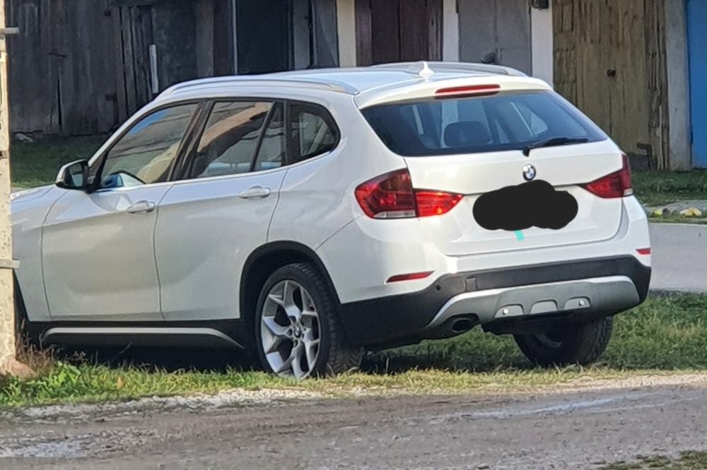Bmw x1 masina personala