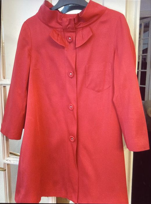 Pardesiu Moschino marimea L