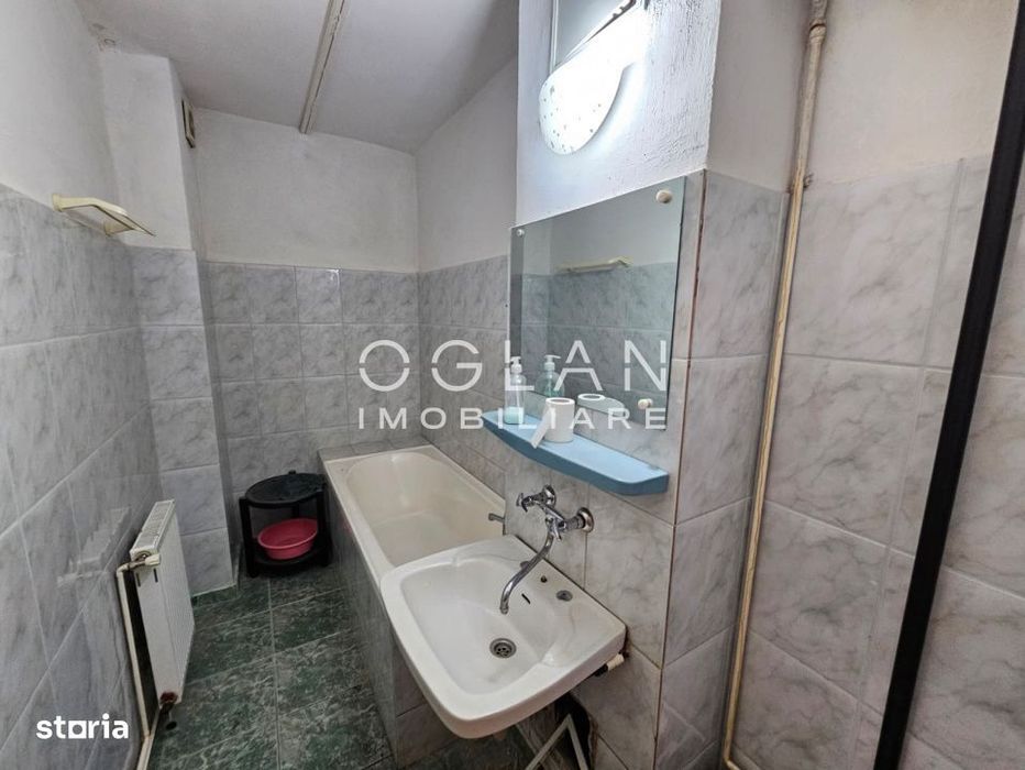Apartament 3 camere 72 mp utili, lift, zona Terezian 0% Comision