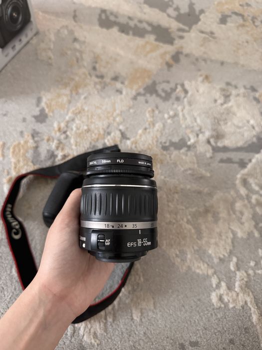 набор с камерой Canon 4000D