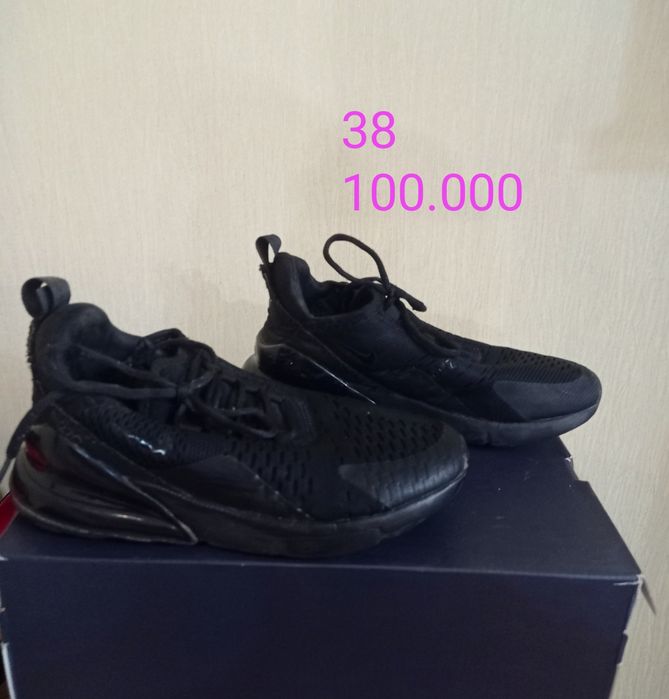 Кроссовки , сникерсы женские