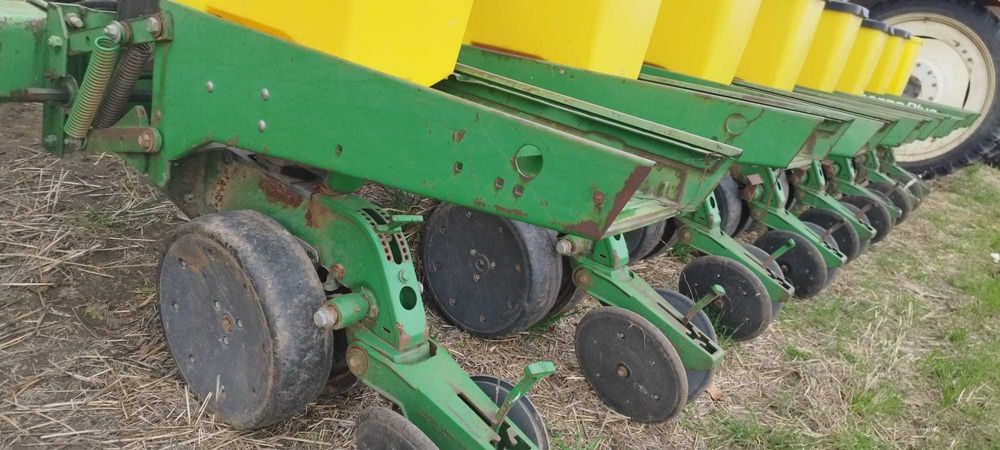 Semanatoare prasitoare John Deere 1780, 8 randuri