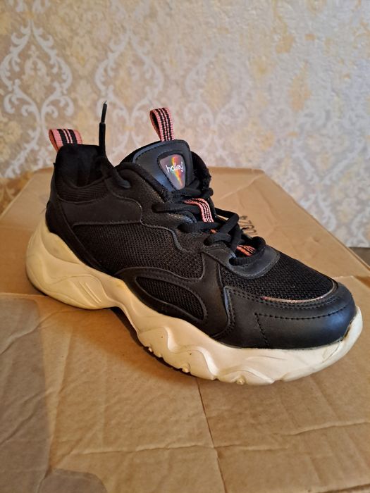 Дамски маратонки