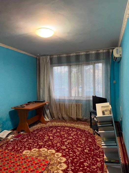 Продается трешка на проспекте Абая по горячей цене
