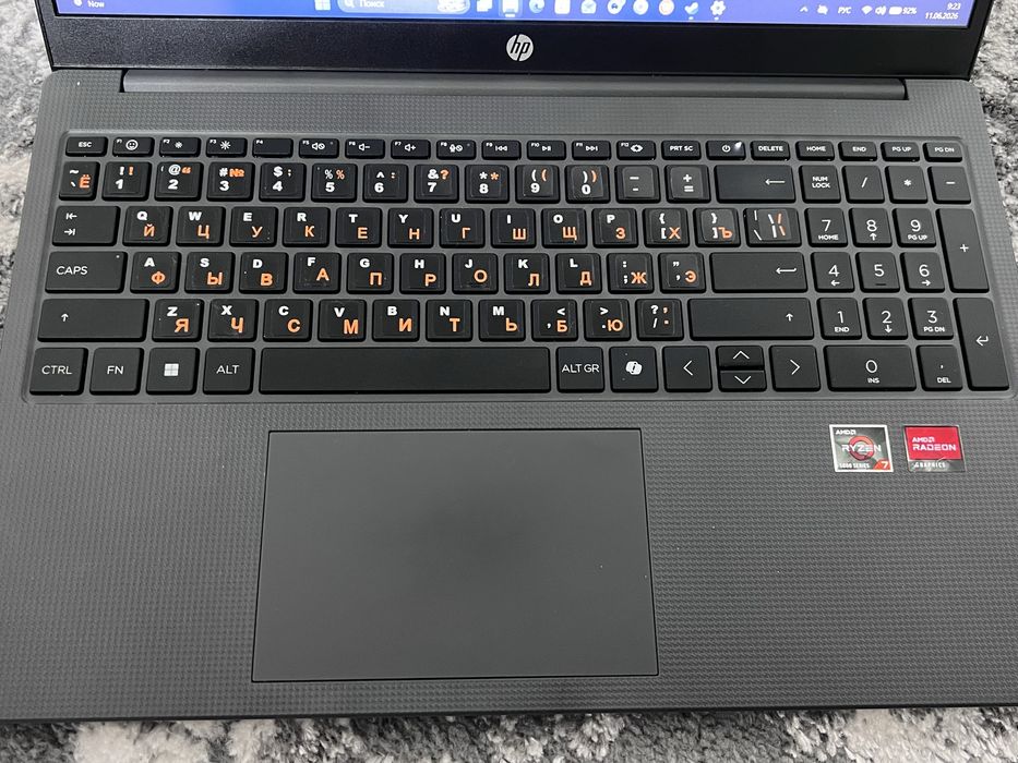 hp notebook 1Tb