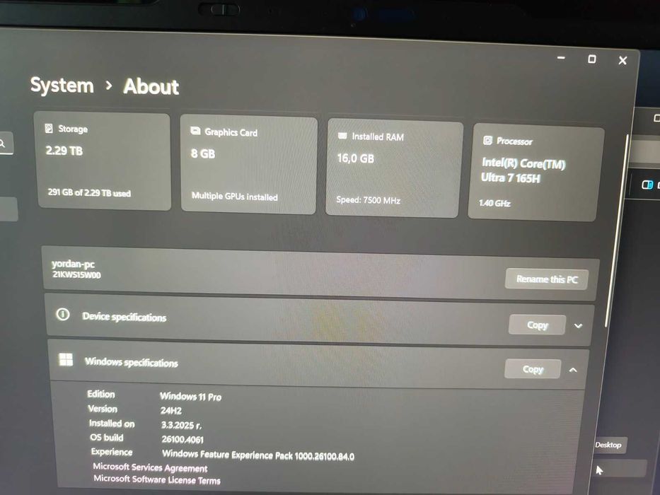 Lenovo ThinkPad P1 Gen 7 16”2,5K RTXA2000 Ultra 7 165H 16RAM 512GB SSD