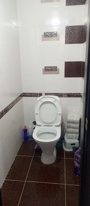 Продам 2 комнатную квартиру район ЖДВ