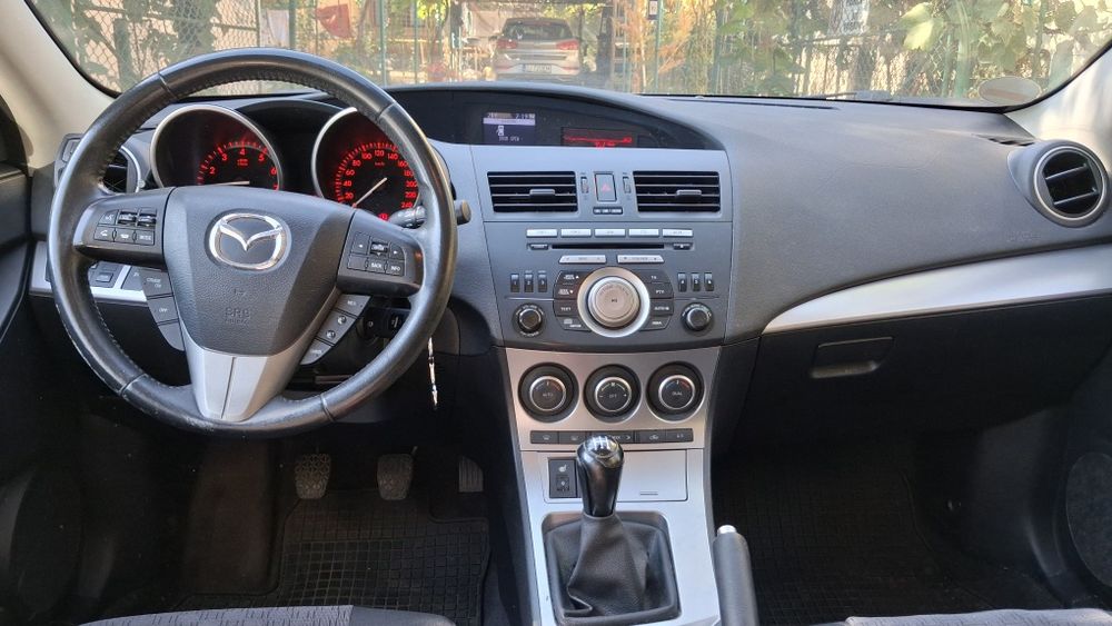 MAZDA 3 2011 — imagine 4