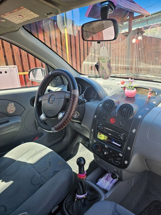 Vând  Chevrolet Kalos