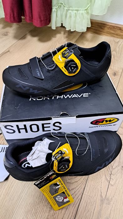 Încălțăminte ciclism SPD Northwave nou