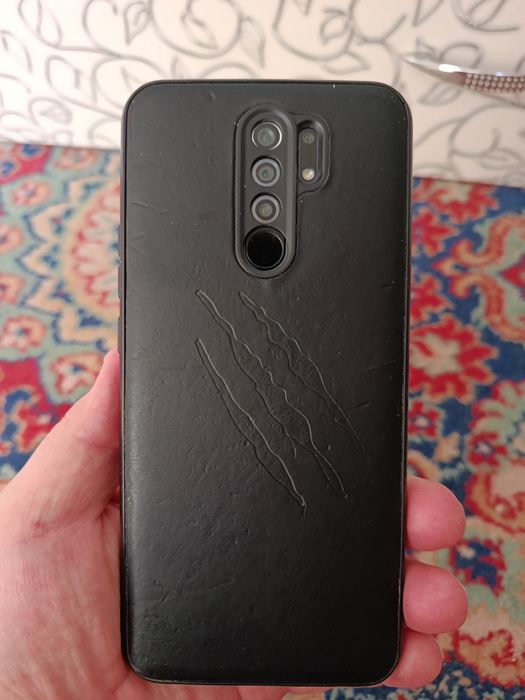 Продам телефон Redmi 9