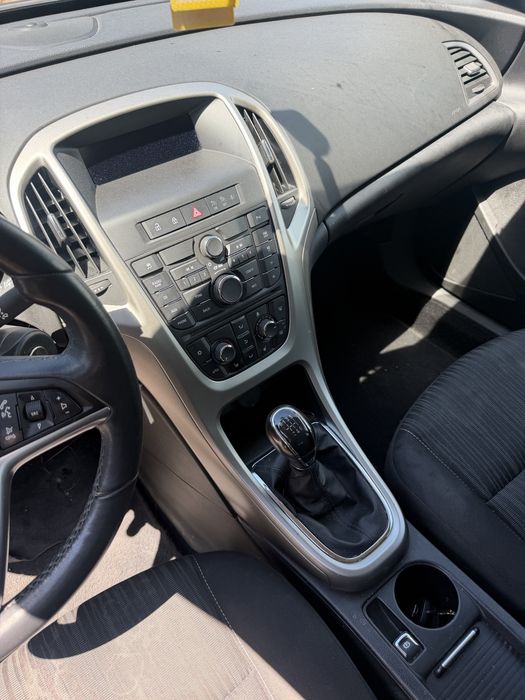 Опел астра ж 1.4турбо на части / opel astra J 1.4 turbo 140