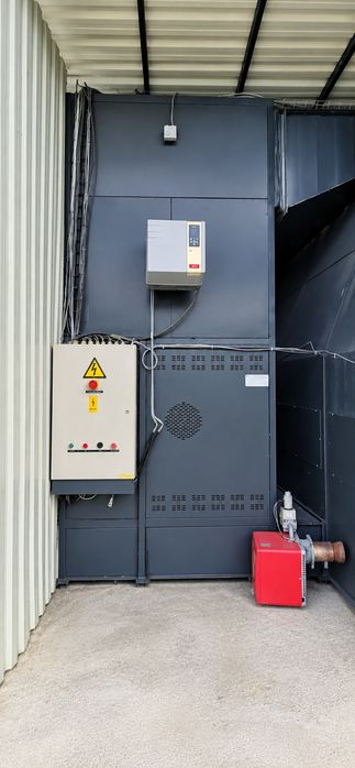 Cabină de vopsit profesională CARMAT – cu încălzire și ventilație