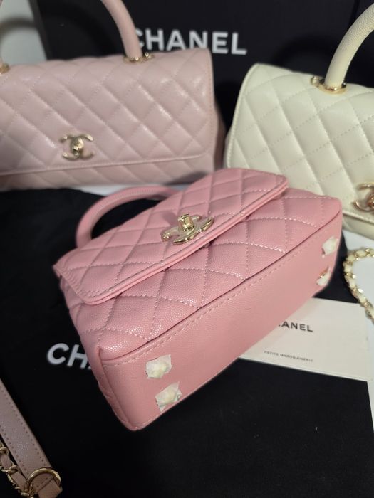 Дамска чанта Chanel Coco Handle Small 20C