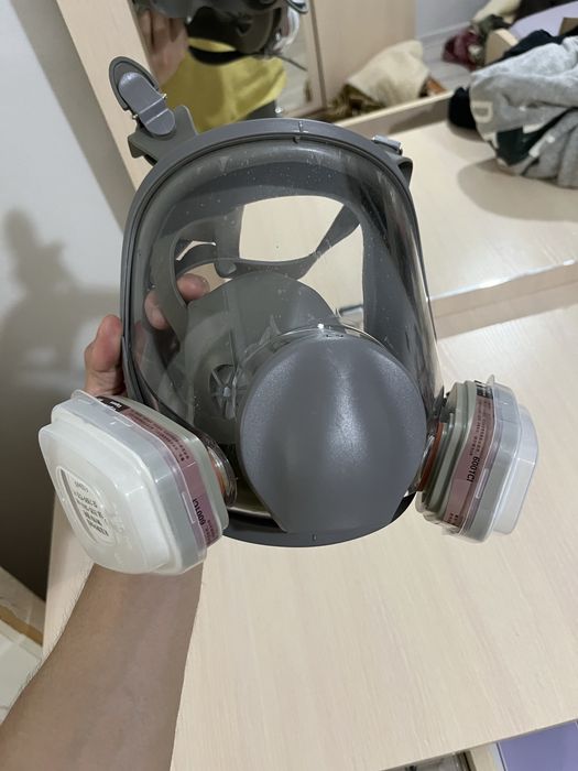 Противогаз, продам защитную маску