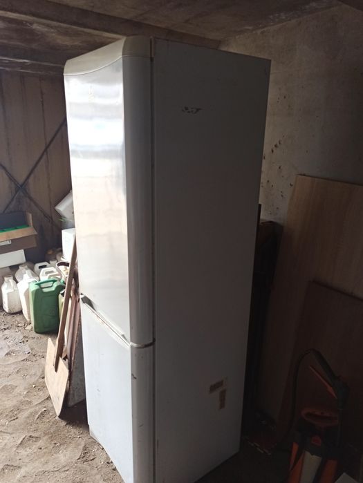 Хладилник INDESIT