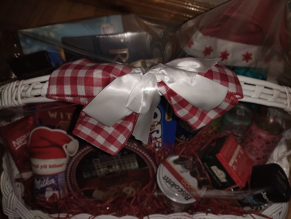 Сават подарок корзина подарочный люкс шоколоды печенье конфеты напитки