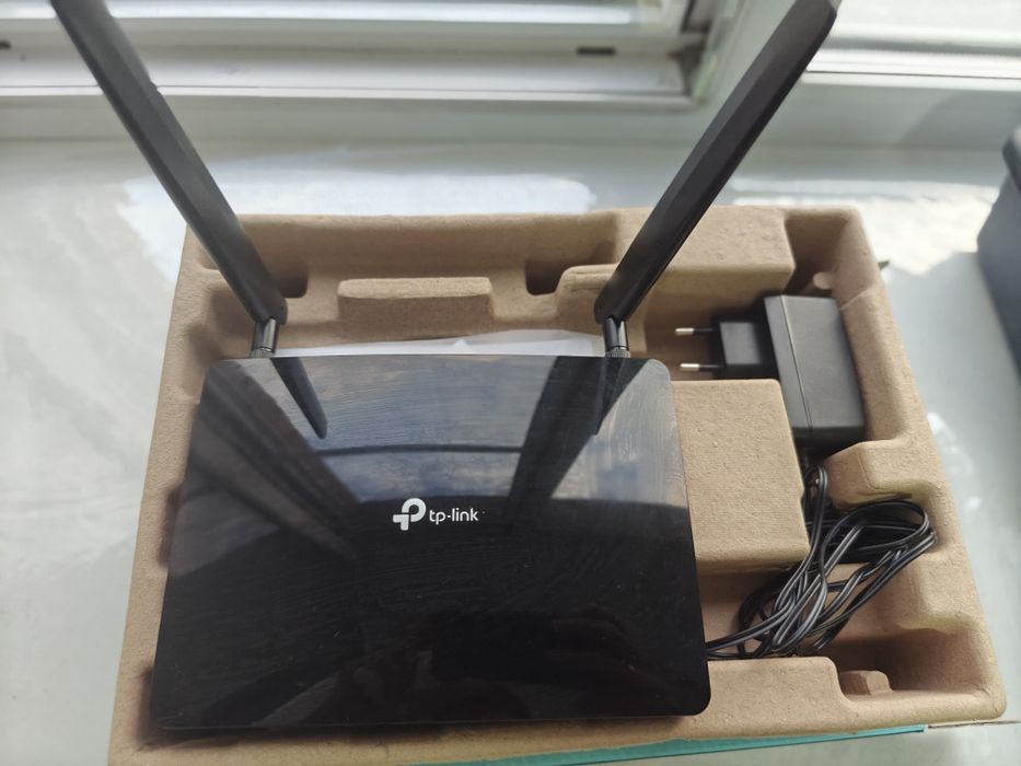 Продам роутер TP-Link Archer MR400
