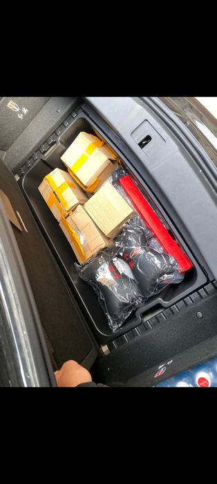 Ванночка на hongqi e-qm5