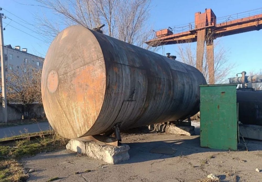 ЦИСТЕРНА ёмкость 50 тонн.