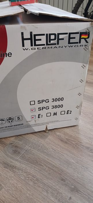 Продам бензиновый генератор HELPFER
