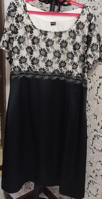 Женские нарядные платья