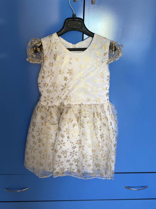 Продам платье снежинки
