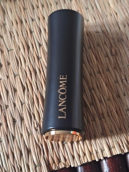 Червила MAC, Lancome, Estee Lauder, Fenty