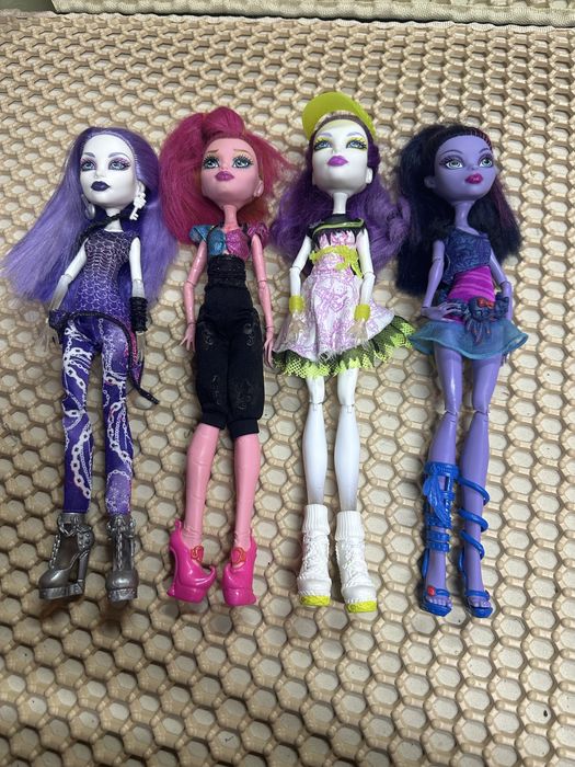 Продам кукол монстр хай!