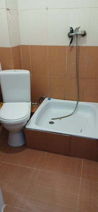 Сдам 1комнаты.В Общежитие