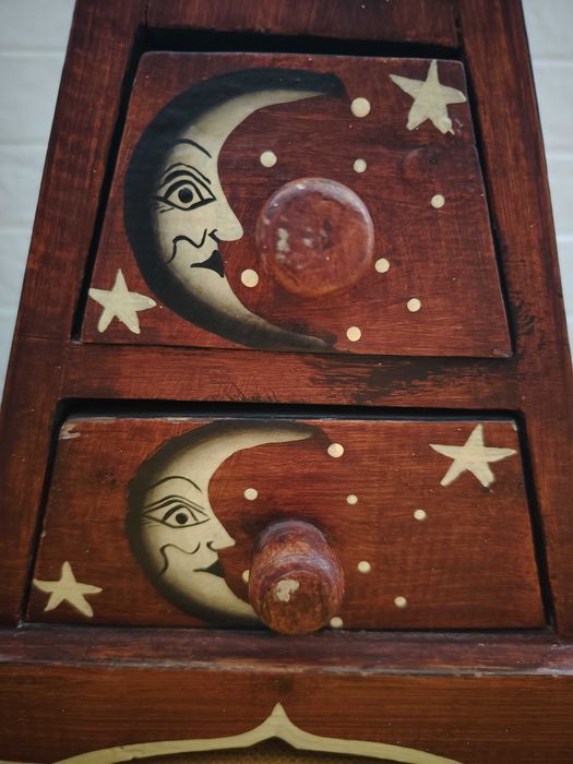 Винтидж дървена кутия за бижута