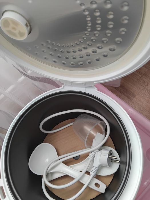 Продам мультиварку Redmond