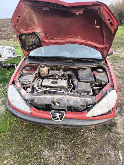 Пежо 206 На части 1,4 бензин