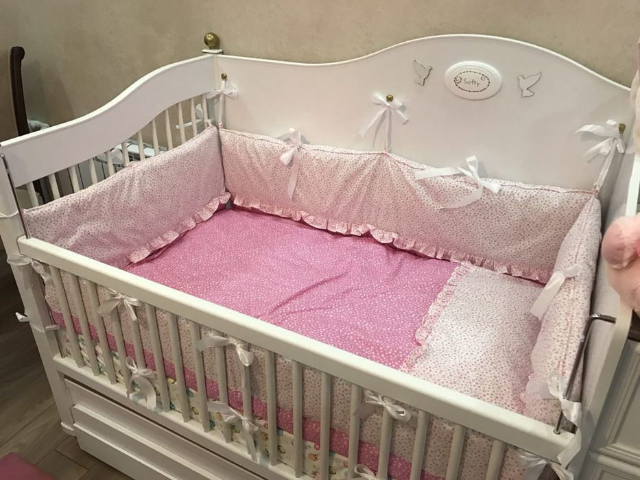 Комплект детской мебели для маленькой принцессы срочно!