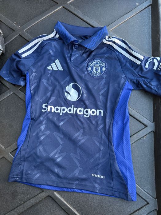 Manchester United чисто нова