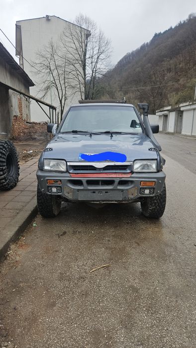 Продавам Форд "Маверик" - 1996 год. 2,4 газ/бензин, цял за часи