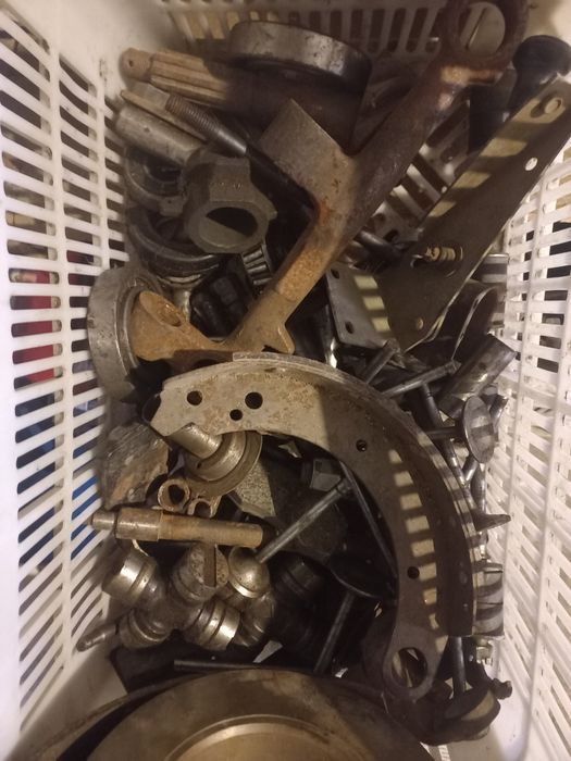 Запчасти от Волги  газели